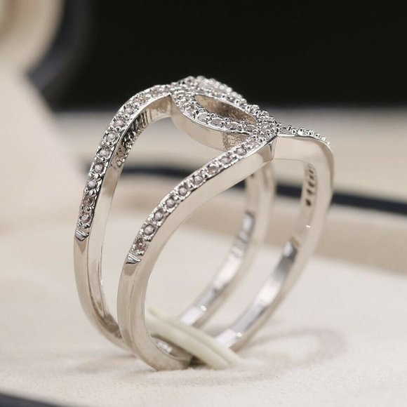 Infinity 925 Silver Ring White Sapphire New - Picture 6 of 7